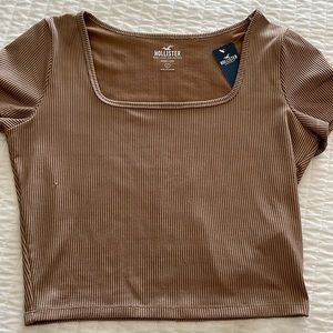 HOLLISTER Tan, ribbed top.  size L fits Med also. NWT